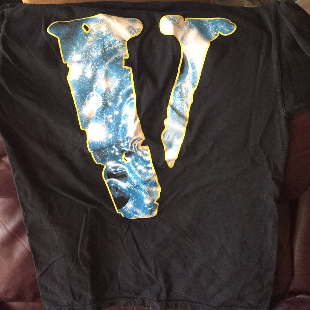 Juice wrld vlone tee shirt